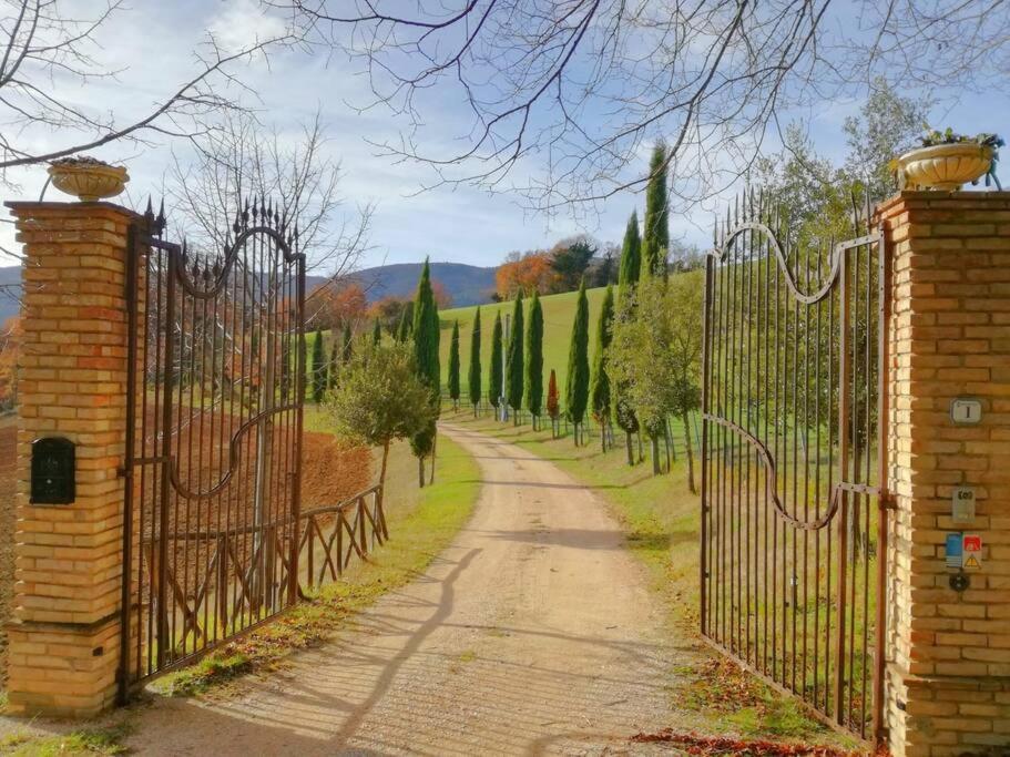 Willa Casale Rosso Castel San Felice Zewnętrze zdjęcie