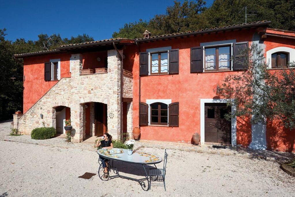 Willa Casale Rosso Castel San Felice Zewnętrze zdjęcie