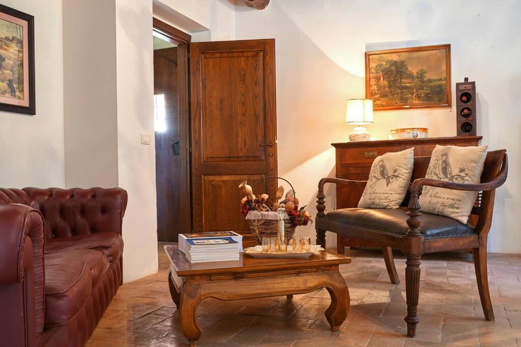 Willa Casale Rosso Castel San Felice Zewnętrze zdjęcie
