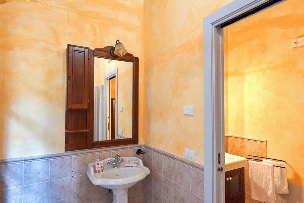 Willa Casale Rosso Castel San Felice Zewnętrze zdjęcie